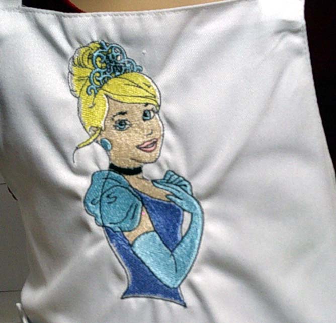 White princess figure child's apron 6-7